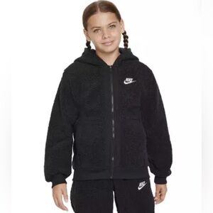 Nike Big Kids' Sportswear Club Fleece Full Zip Winterized Jacket in Black, XL